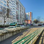 Bright 2-bedroom With Bathtub, Remote Work By Renters 아파트 *