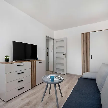 Bright 2-bedroom With Bathtub, Remote Work By Renters