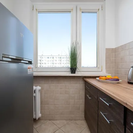 Bright 2-bedroom With Bathtub, Remote Work By Renters *