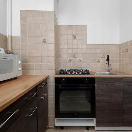 Bright 2-bedroom With Bathtub, Remote Work By Renters *