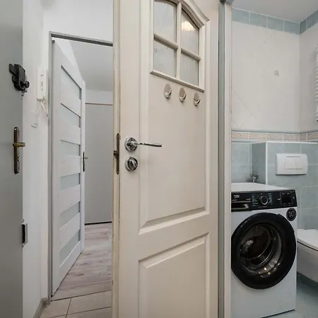 Apartmán Bright 2-bedroom With Bathtub, Remote Work By Renters Vratislav