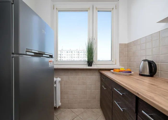 Bright 2-bedroom With Bathtub, Remote Work By Renters *