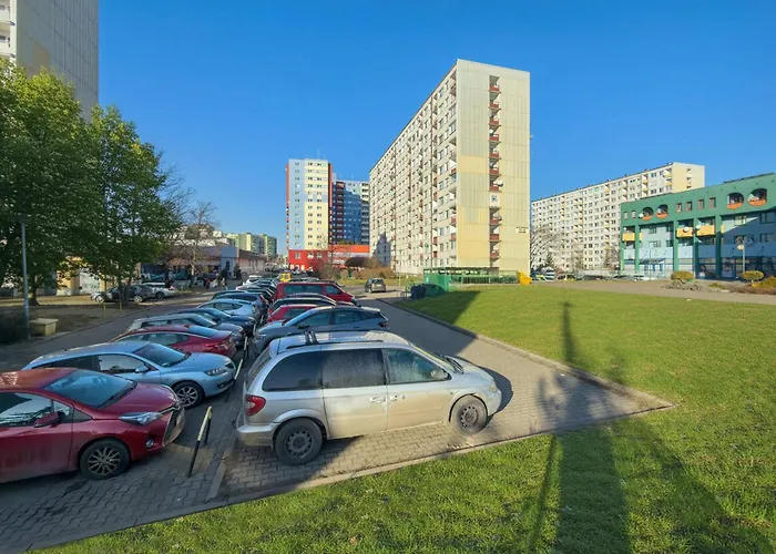 Apartament Bright 2-bedroom With Bathtub, Remote Work By Renters Wrocław