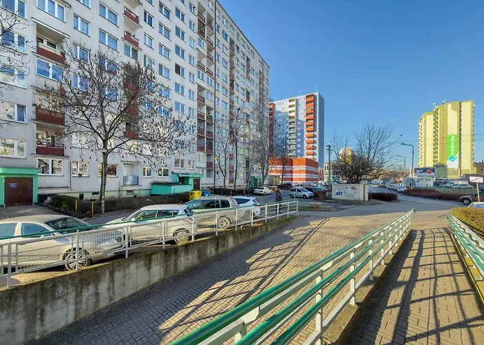 Bright 2-bedroom With Bathtub, Remote Work By Renters Διαμέρισμα *